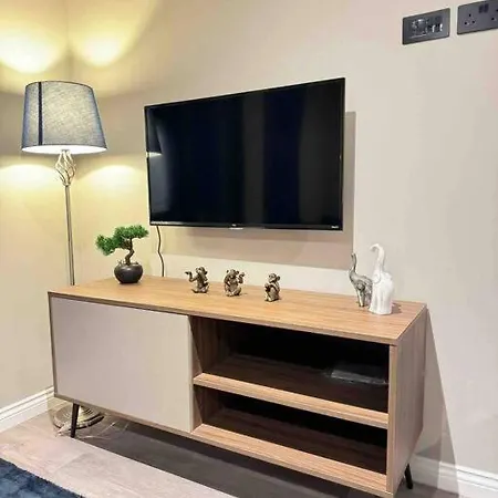 شقة Pinetree - Centre Leeds